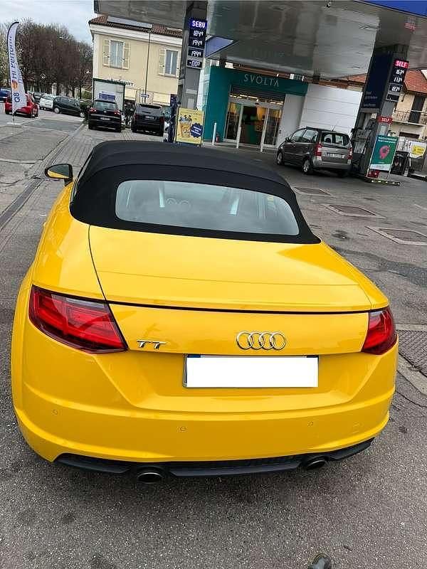 Usata Audi TT Roadster S-Line 179 CV (131 kW) 2017 Giallo Cabrio
