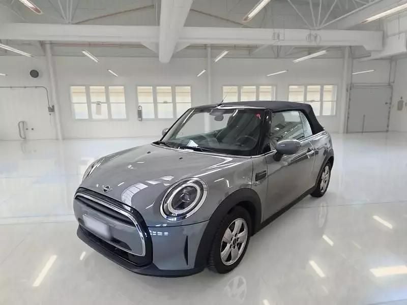 Usata Mini Cooper Cabriolet 135 CV (99 kW) 2022 Cabrio