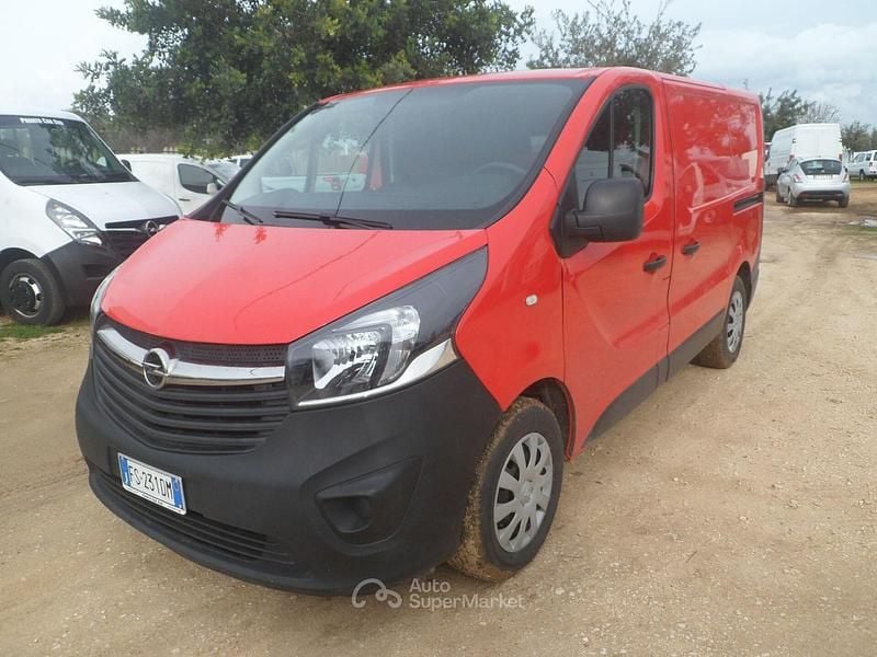 Usata Opel Vivaro 145 CV (106 kW) 2019 Rosso Monovolume