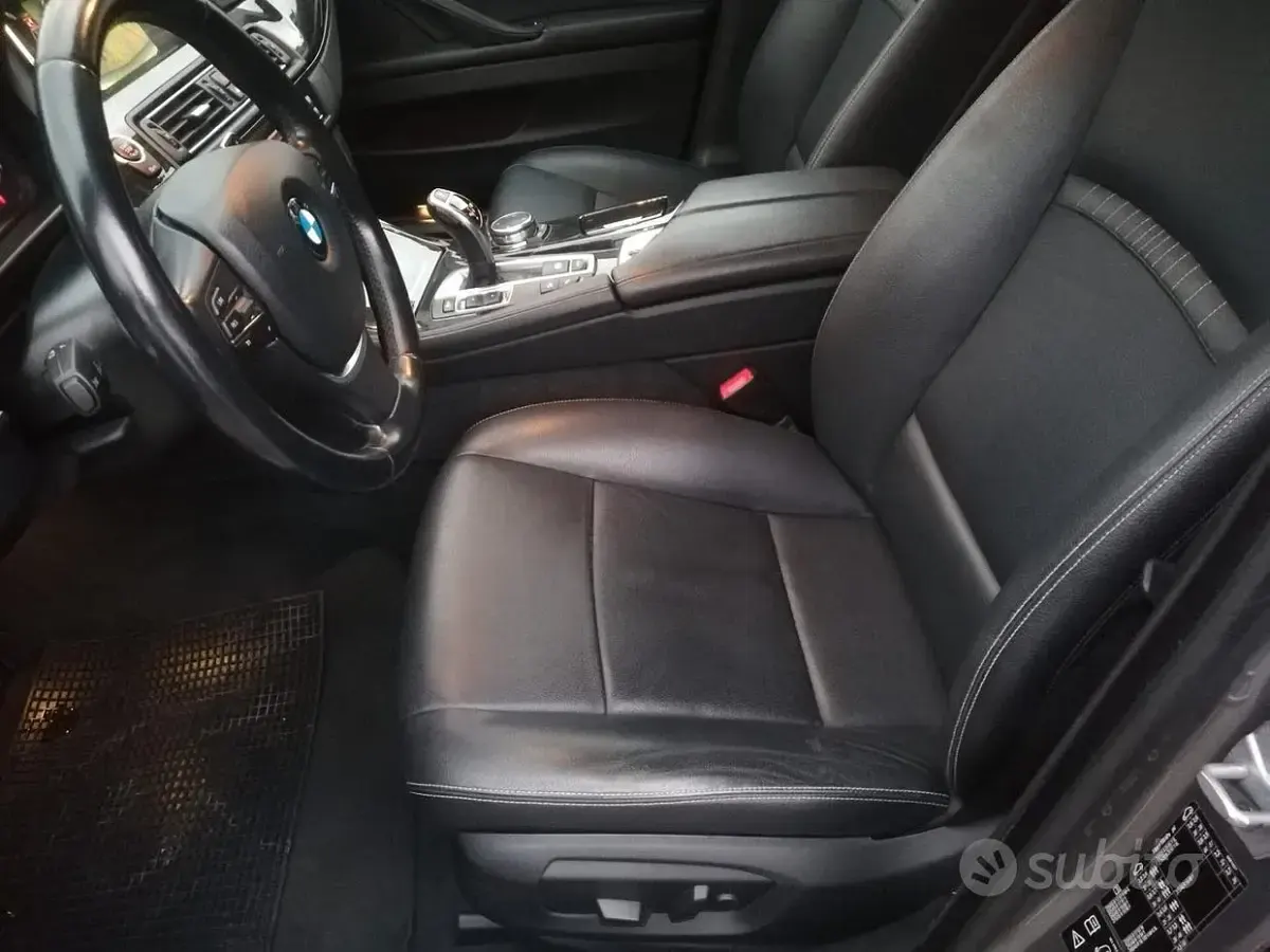 Usata BMW 525 Luxury Line 218 CV (160 kW) 2016 Grigio Berlina