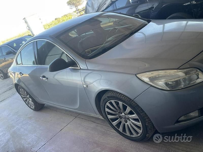 Usata Opel Insignia 160 CV (117 kW) 2010 Berlina