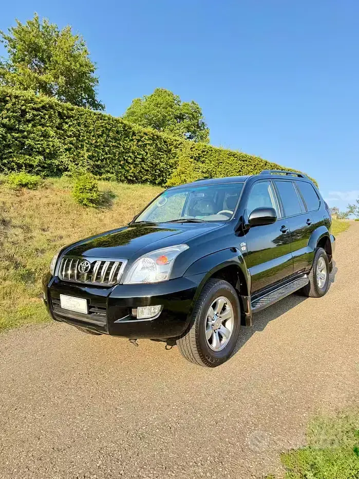Usata Toyota Land Cruiser Executive 173 CV (127 kW) 2008 Nero SUV