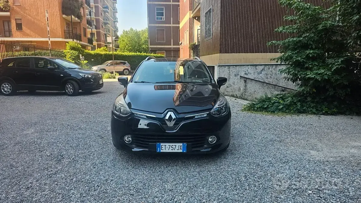Usata Renault Clio 90 CV (66 kW) 2014 Nero Station wagon