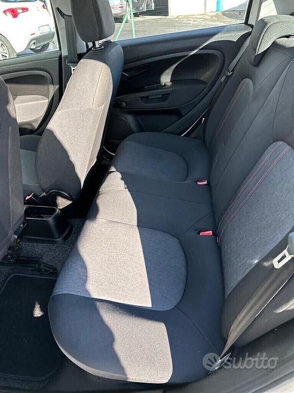 Usata Fiat Punto 75 CV (55 kW) 2014 Bianco Utilitaria