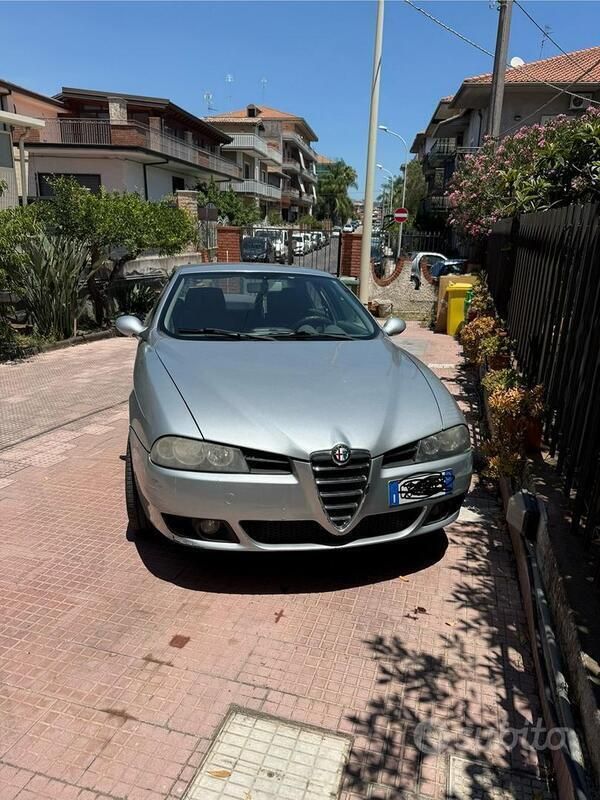 Usata 2005 Alfa Romeo 156 Tre volumi | 1500 € (Ottimo prezzo) - Immagine 1/4
