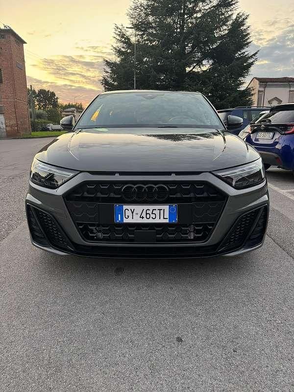 Usata Audi A1 Sportback Ambiente 116 CV (85 kW) 2025 Utilitaria