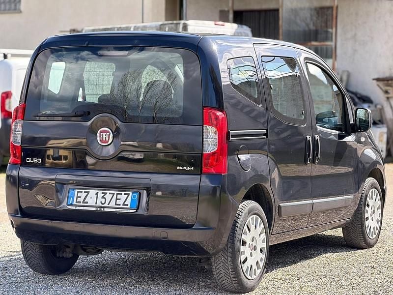 Usata Fiat Qubo Trekking 75 CV (55 kW) 2015 Nero Monovolume