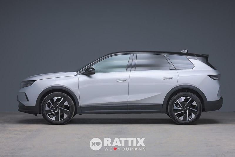 Argento Nuova 2025 Opel Grandland X GSe SUV | 34.500 € (Cara) - Immagine 1/4