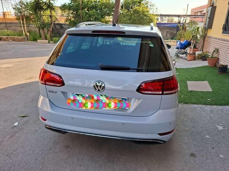 Usata VW Golf VII Business 116 CV (85 kW) 2018 Argento Station wagon