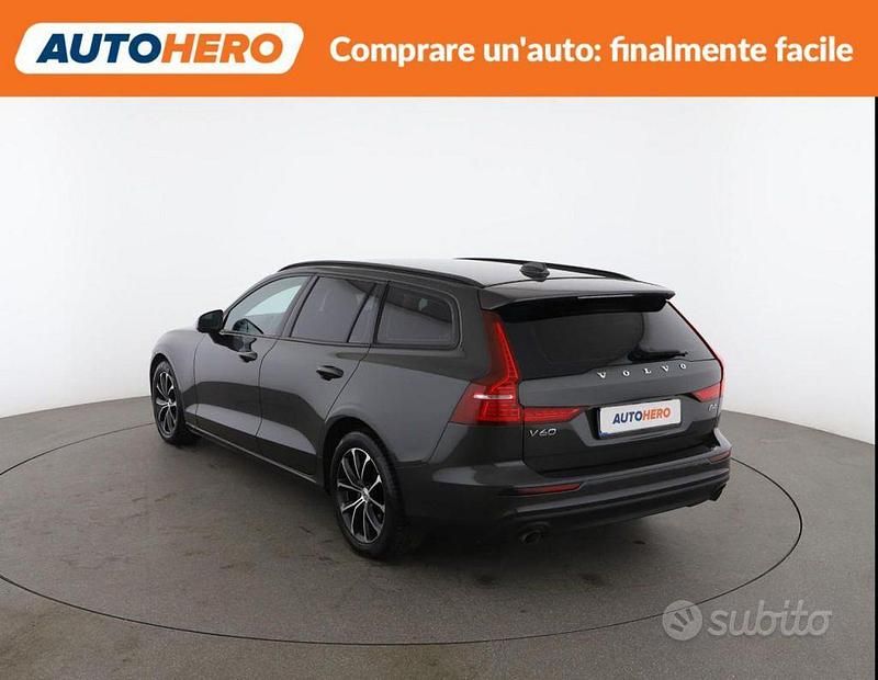 Usata Volvo V60 Business Edition 197 CV (144 kW) 2021 Nero Station wagon