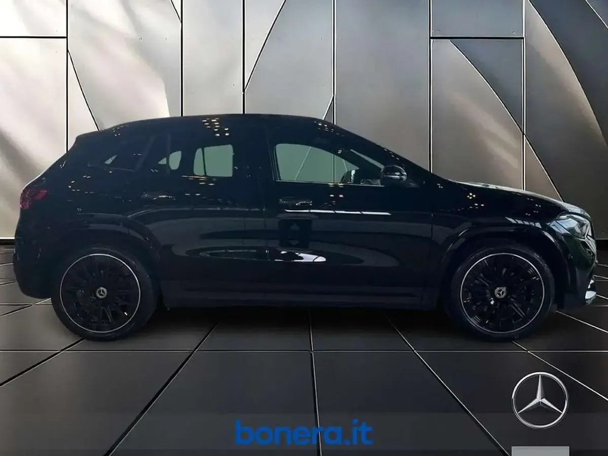 Nuova Mercedes GLA200 Advanced Plus 150 CV (110 kW) 2026 Nero notte SUV