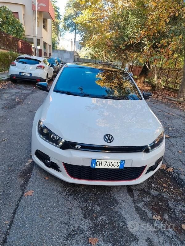 Usata VW Scirocco 122 CV (89 kW) 2009 Bianco Coupé