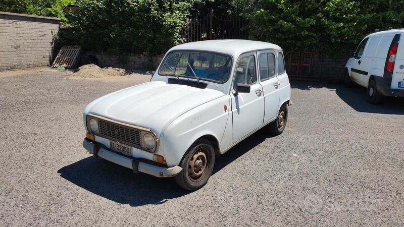 Bianco Usata 1984 Renault R4 Due volumi | 1800 € - Immagine 1/4
