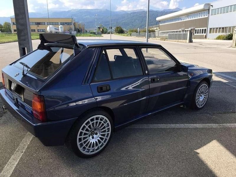 Usata Lancia Delta 205 CV (150 kW) 1992 Utilitaria