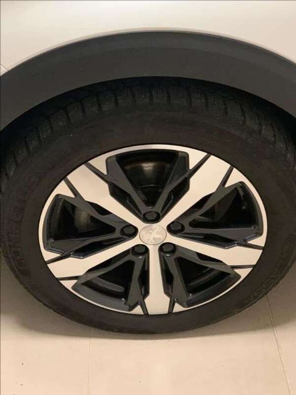 Usata Peugeot 5008 GT-line 131 CV (96 kW) 2020 Bianco Monovolume