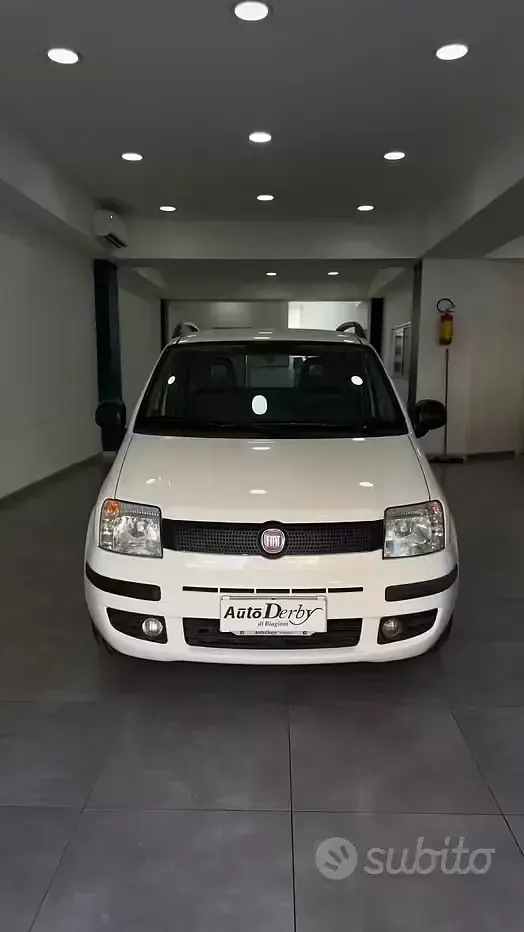 Usata Fiat Panda Classica 69 CV (50 kW) 2012 Bianco Utilitaria