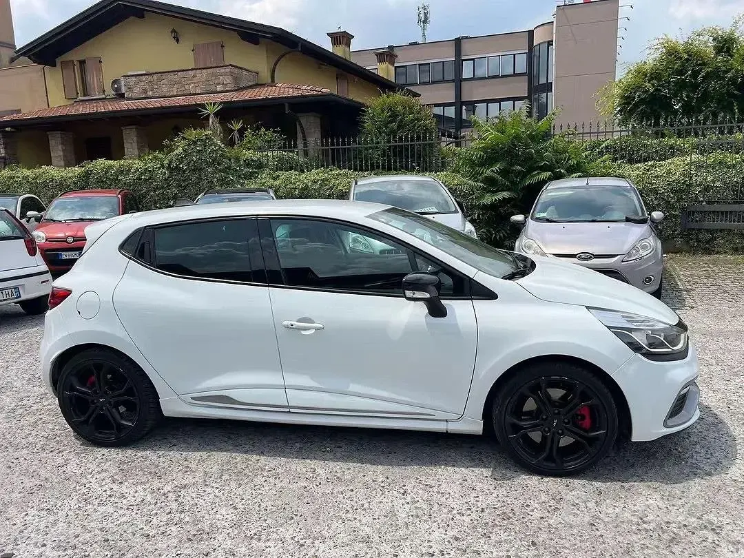 Usata Renault Clio IV 200 CV (147 kW) 2014 Bianco Berlina