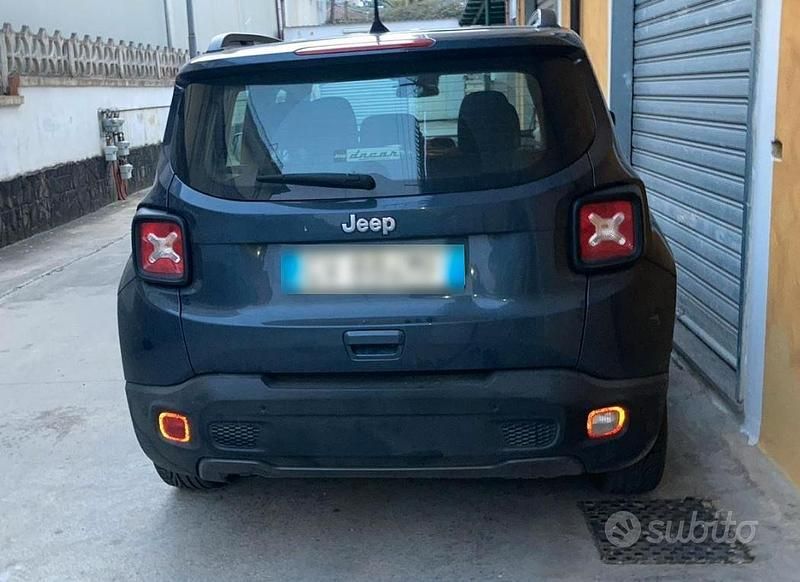 Usata Jeep Renegade Longitude 131 CV (96 kW) 2024 Blu/azzurro SUV