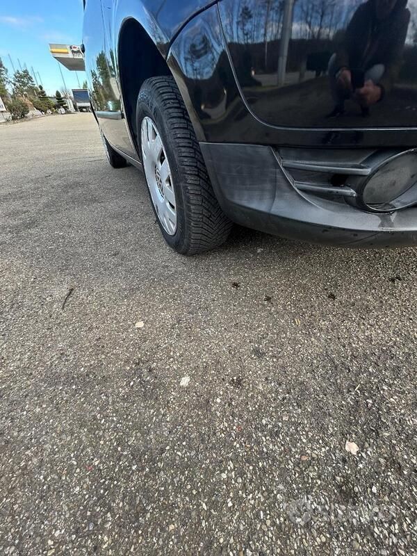 Usata VW Fox 54 CV (39 kW) 2007 Nero Utilitaria