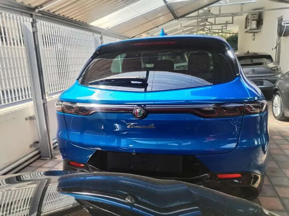 Usata Alfa Romeo Tonale Edizione Speciale 160 CV (117 kW) 2024 Bluazzurro SUV