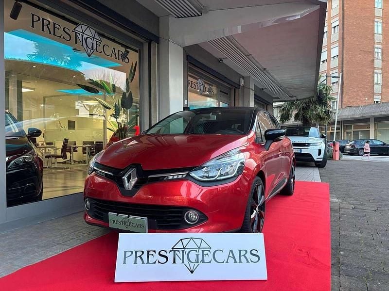 Usata Renault Clio GrandTour 90 CV (66 kW) 2013 Rosso Station wagon