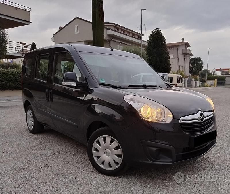 Occasion Opel Combo 120 ch (88 kW) 2014 Gris Monospace