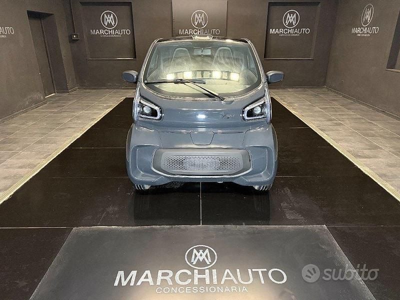 Usata XEV Yoyo 7 kW (10 CV) 2022 Grigio Utilitaria