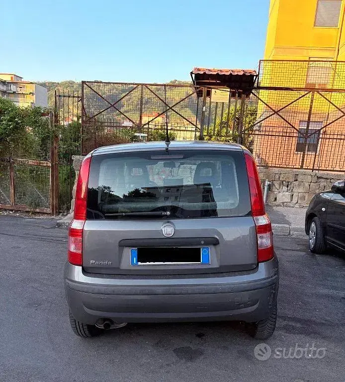 Usata Fiat Panda 75 CV (55 kW) 2011 Grigio Utilitaria