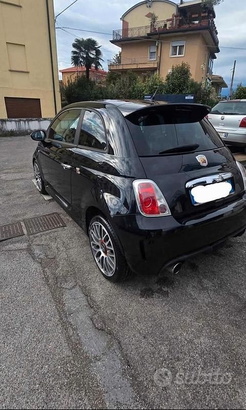 Usata Abarth 500 135 CV (99 kW) 2010 Nero Utilitaria