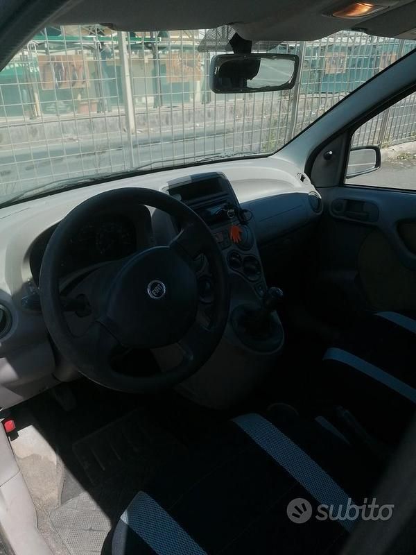 Usata Fiat Panda 69 CV (50 kW) 2004 Nero Utilitaria