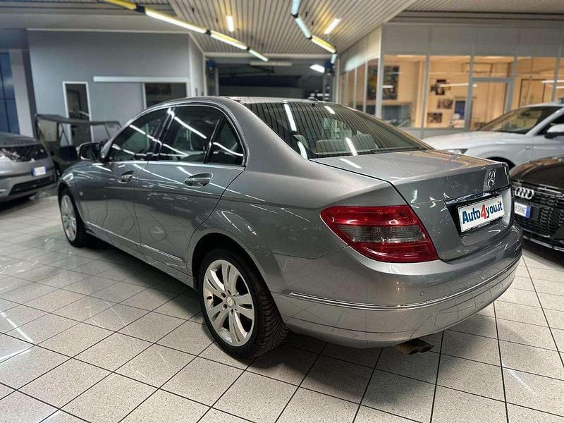 Usata Mercedes C180 Avantgarde 156 CV (114 kW) 2007 Grigio Berlina
