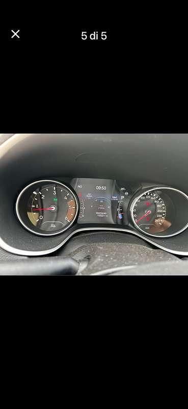 Usata Jeep Compass Limited 140 CV (102 kW) 2017 Bianco SUV