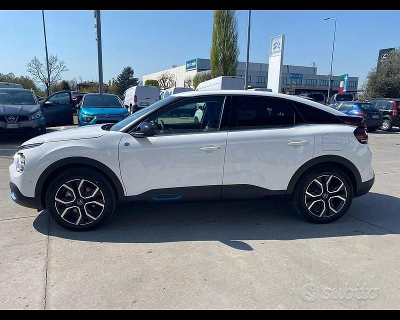 Usata Citroën e-C4 Shine 56 kW (77 CV) 2023 Bianco Berlina