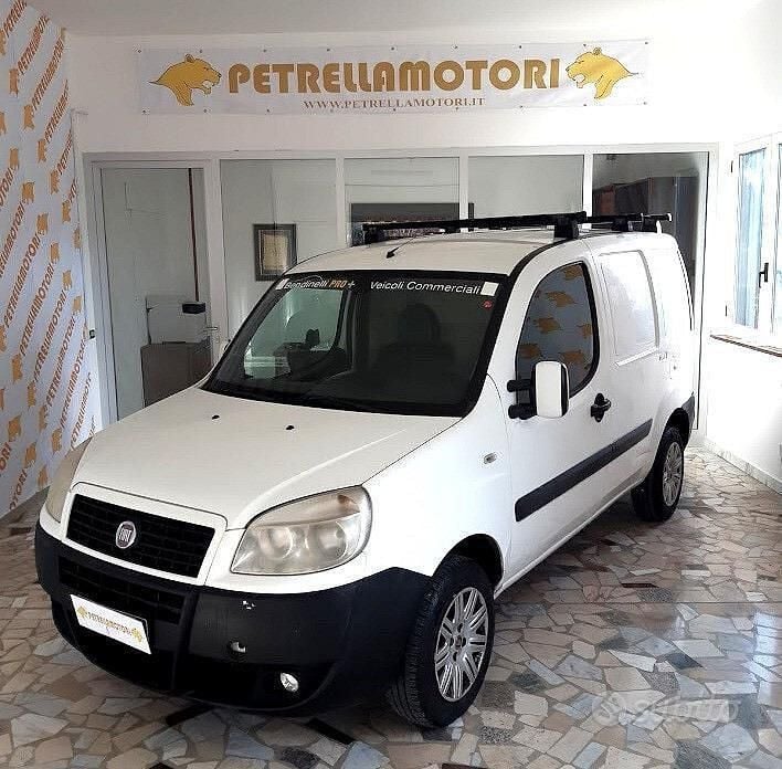 Usata Fiat Doblò S 103 CV (75 kW) 2010 Bianco Monovolume