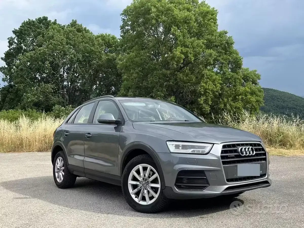 Usata Audi Q3 Business 150 CV (110 kW) 2016 Grigio SUV