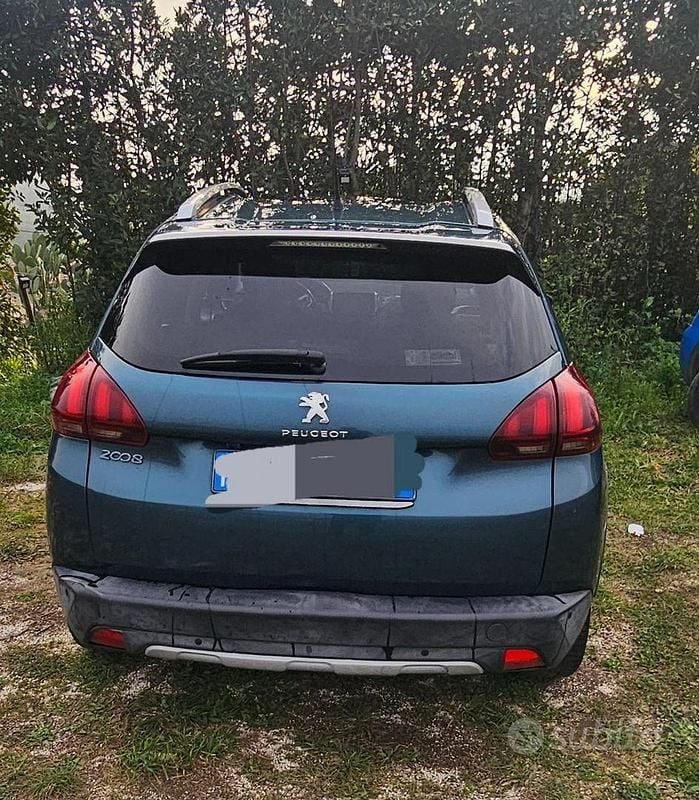 Usata Peugeot 2008 Allure 2017 Verde SUV