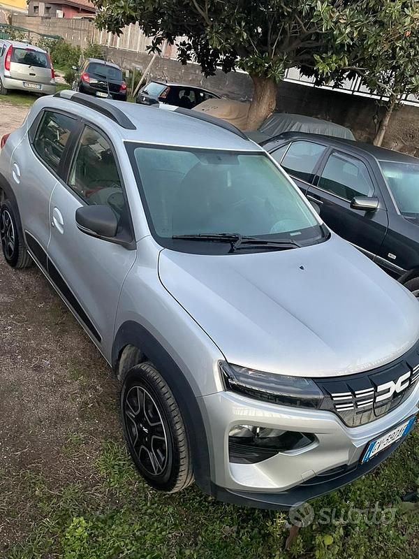 Occasion Dacia Spring 33 kW (45 ch) 2024 Gris Citadine
