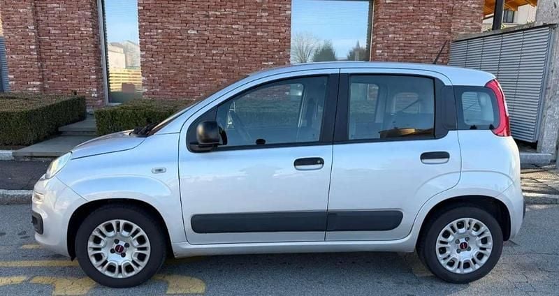 Usata Fiat Panda 69 CV (50 kW) 2016 Argento Utilitaria