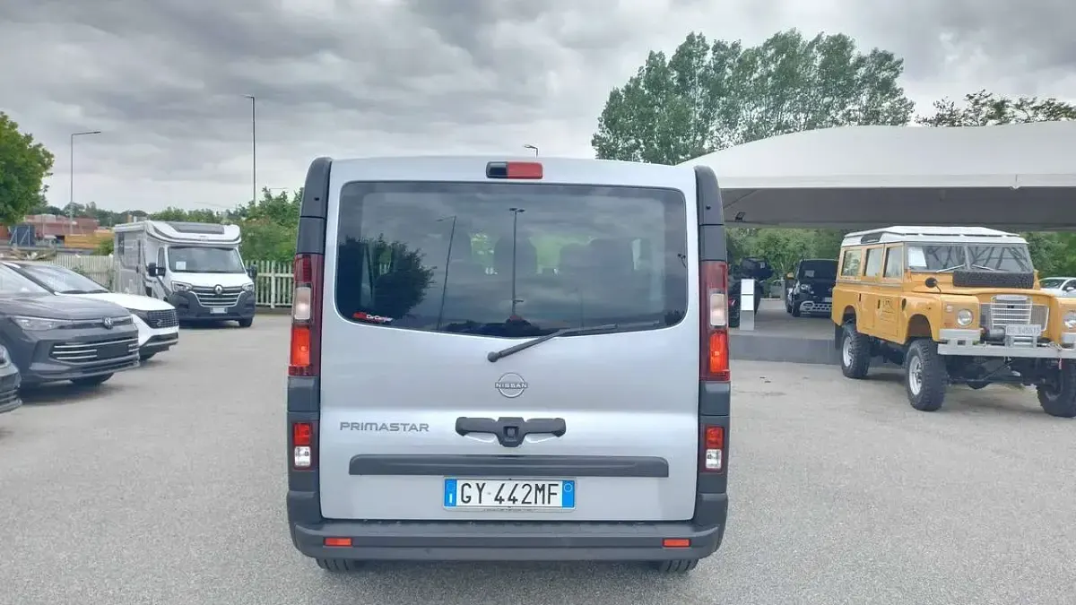 Usata Nissan Primastar N-Connecta 150 CV (110 kW) 2025 Argento Monovolume