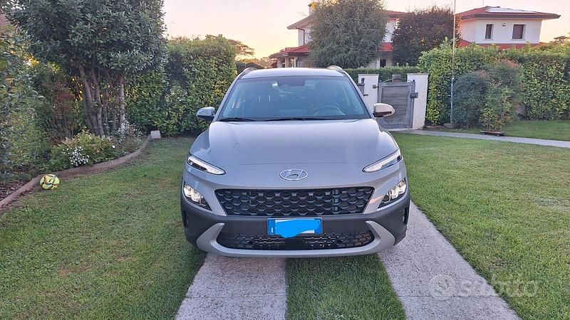 Usata Hyundai Kona 120 CV (88 kW) 2023 Grigio SUV