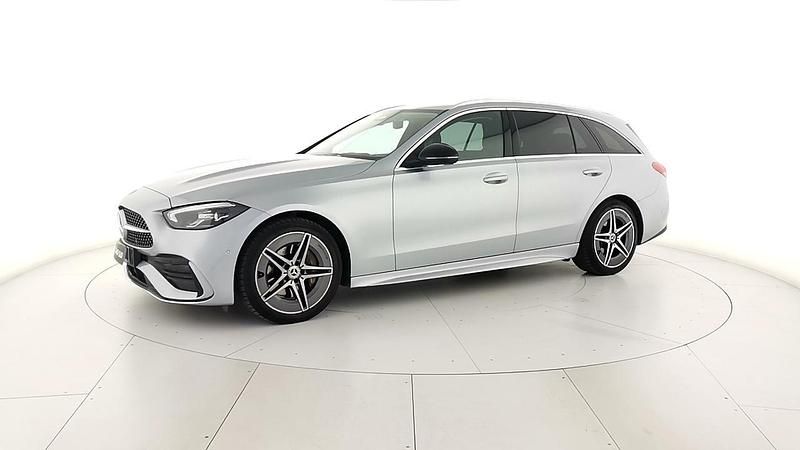 Usata Mercedes 220 Premium 200 CV (147 kW) 2022 Argento Station wagon