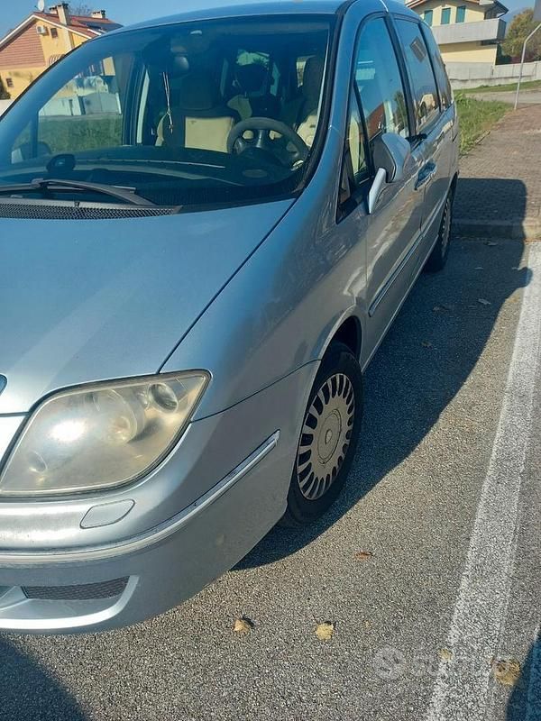 Usata Lancia Phedra 136 CV (100 kW) 2007 Monovolume