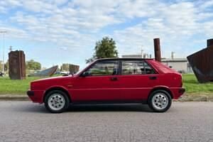 Usata Lancia Delta 166 CV (122 kW) 1986 Rosso Utilitaria