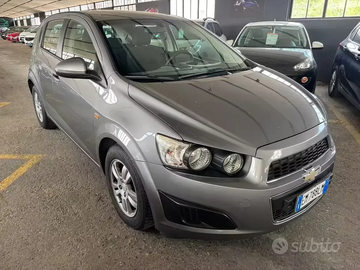 Usata Chevrolet Aveo LTZ 86 CV (63 kW) 2012 Grigio Berlina
