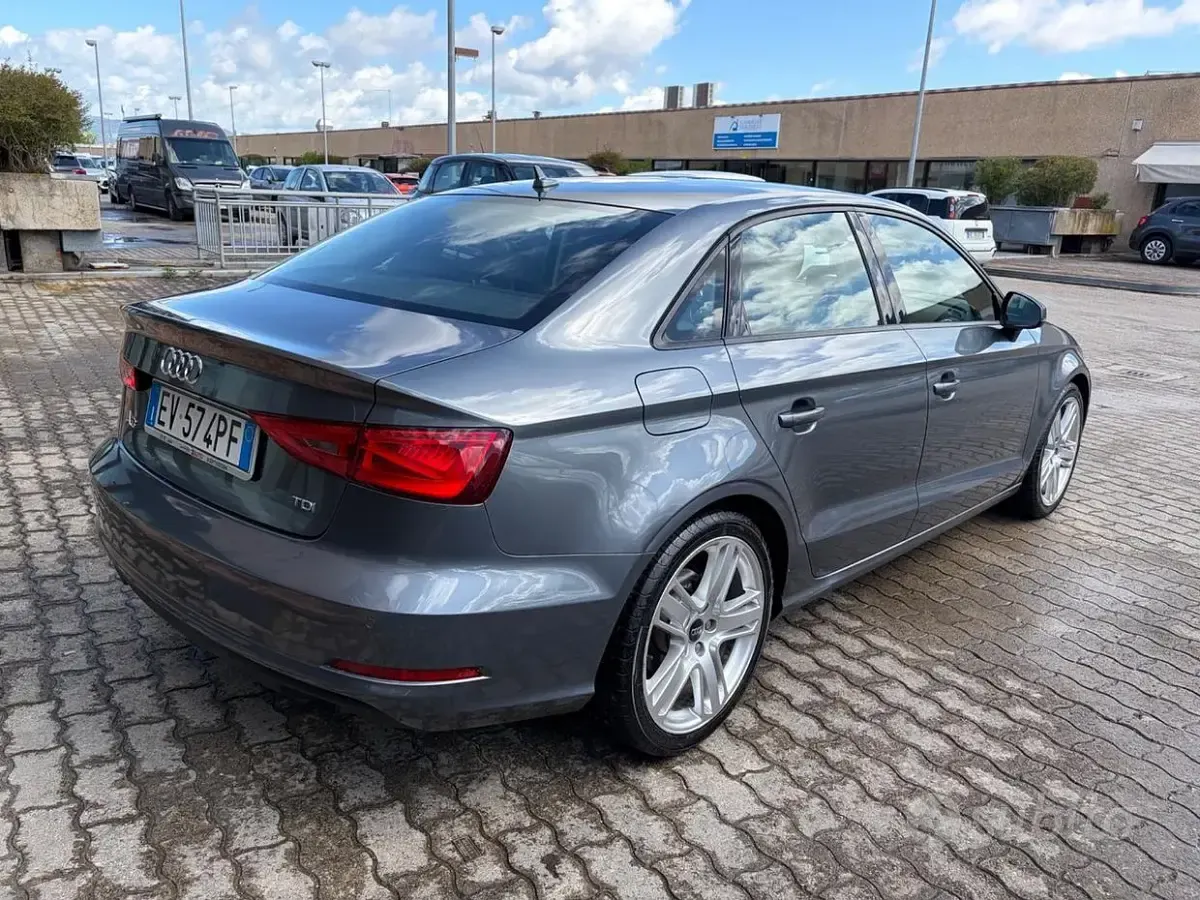Usata Audi A3 Ambition 150 CV (110 kW) 2014 Grigio Berlina