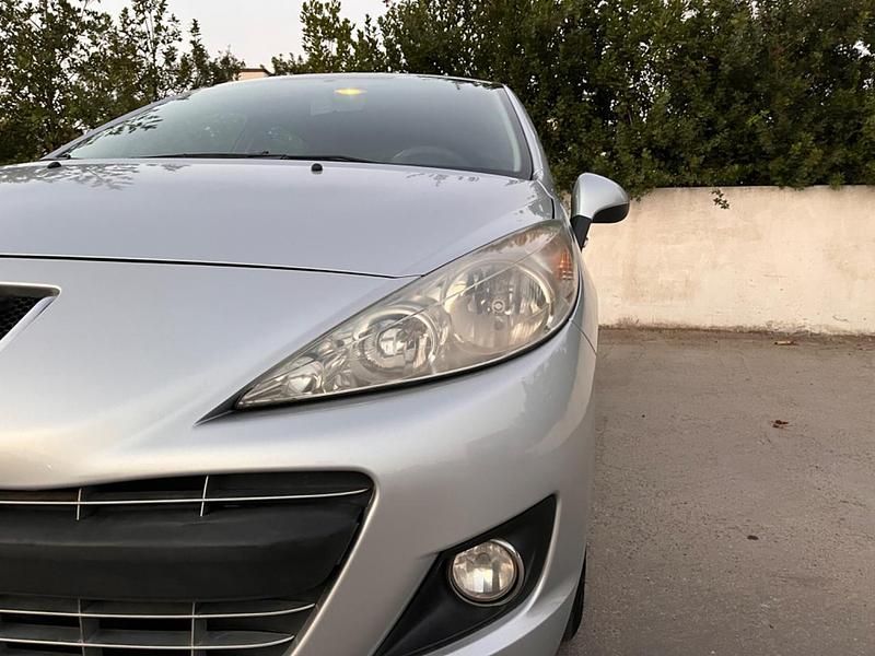 Usata Peugeot 207 Sport 90 CV (66 kW) 2010 Grigio Berlina