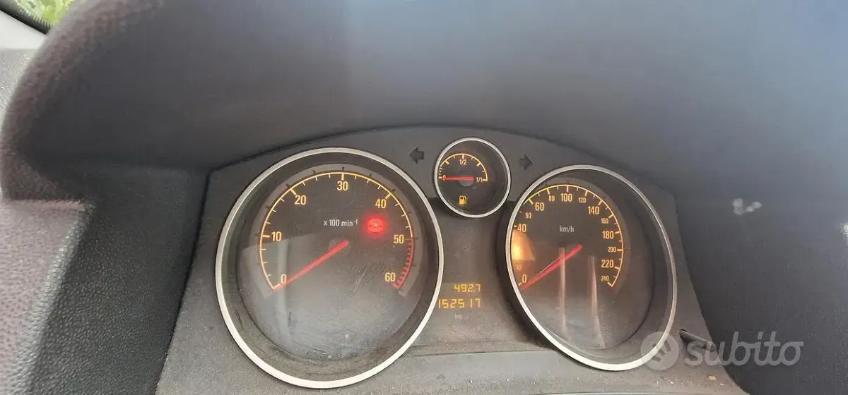 Usata Opel Astra 100 CV (73 kW) 2007 Grigio Station wagon
