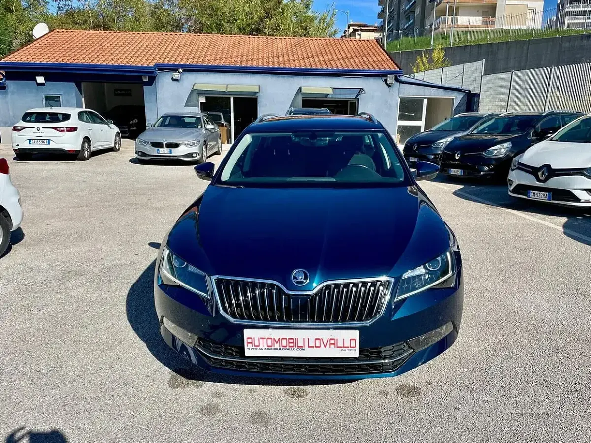Usata Skoda Superb Executive 150 CV (110 kW) 2018 Blu Station wagon