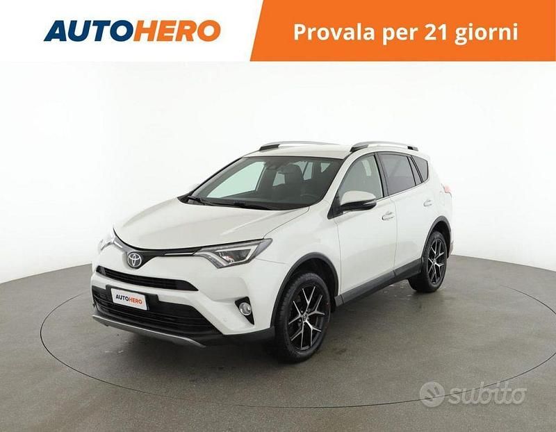 Bianco Usata 2017 Toyota RAV4 Style SUV | 16.099 € (Ottimo prezzo) - Immagine 1/2