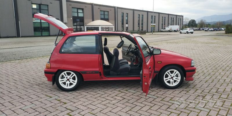 Usata 1997 Daihatsu Charade Due volumi | 6000 € - Immagine 1/4